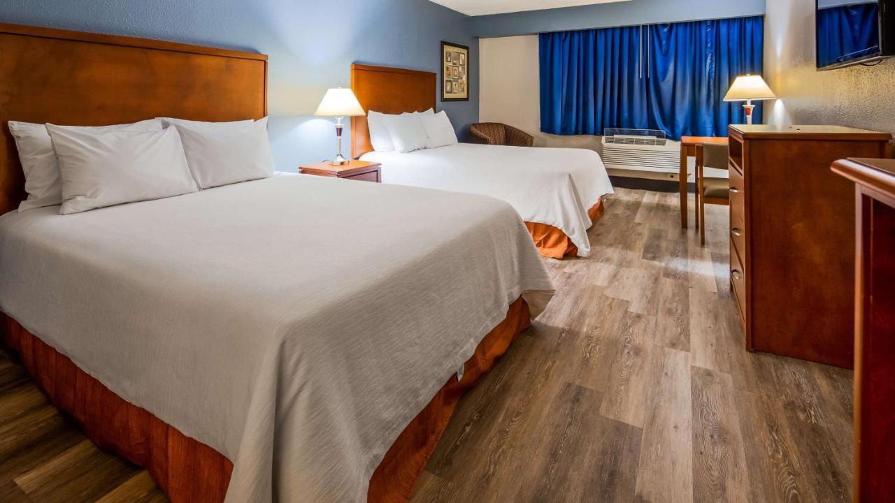 Kaiser Hotel Bridgeton Eksteriør bilde